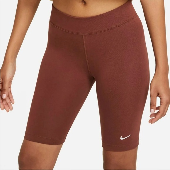 Nike Pants - NWT- Nike Women's Sportswear Essential Bike Shorts Size L